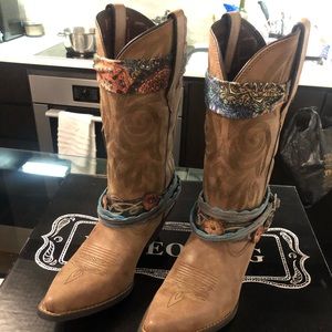 Real authentic cow bow boots from Texas !